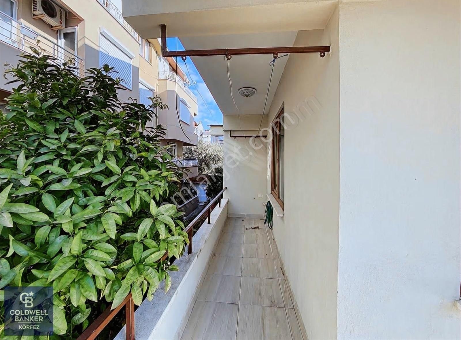 Altınoluk'ta Denize 100 Metre Mesafede Eşyalı Kiralık 2+1 Daire - Görsel 2