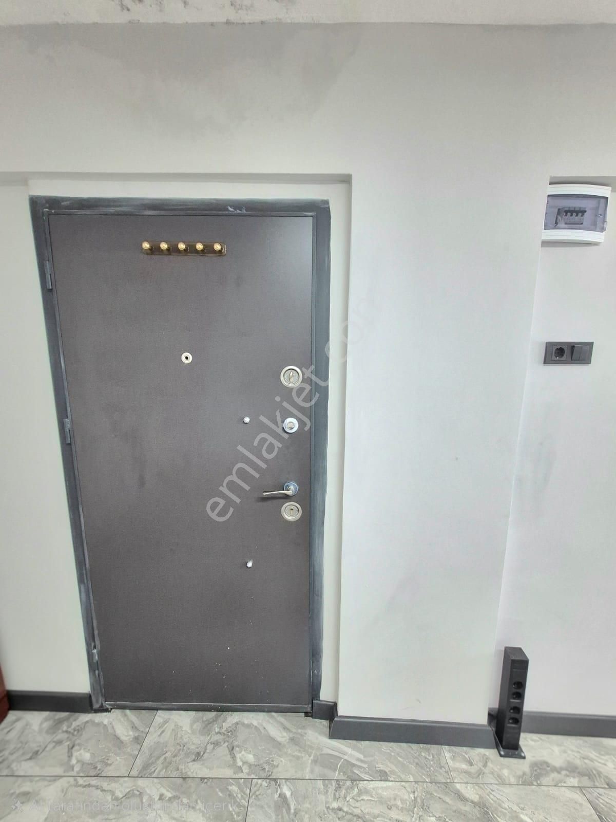 K.yaka Çarşı İçinde Komple Yapılı Stüdyo 1+0 45 M2 - Görsel 11