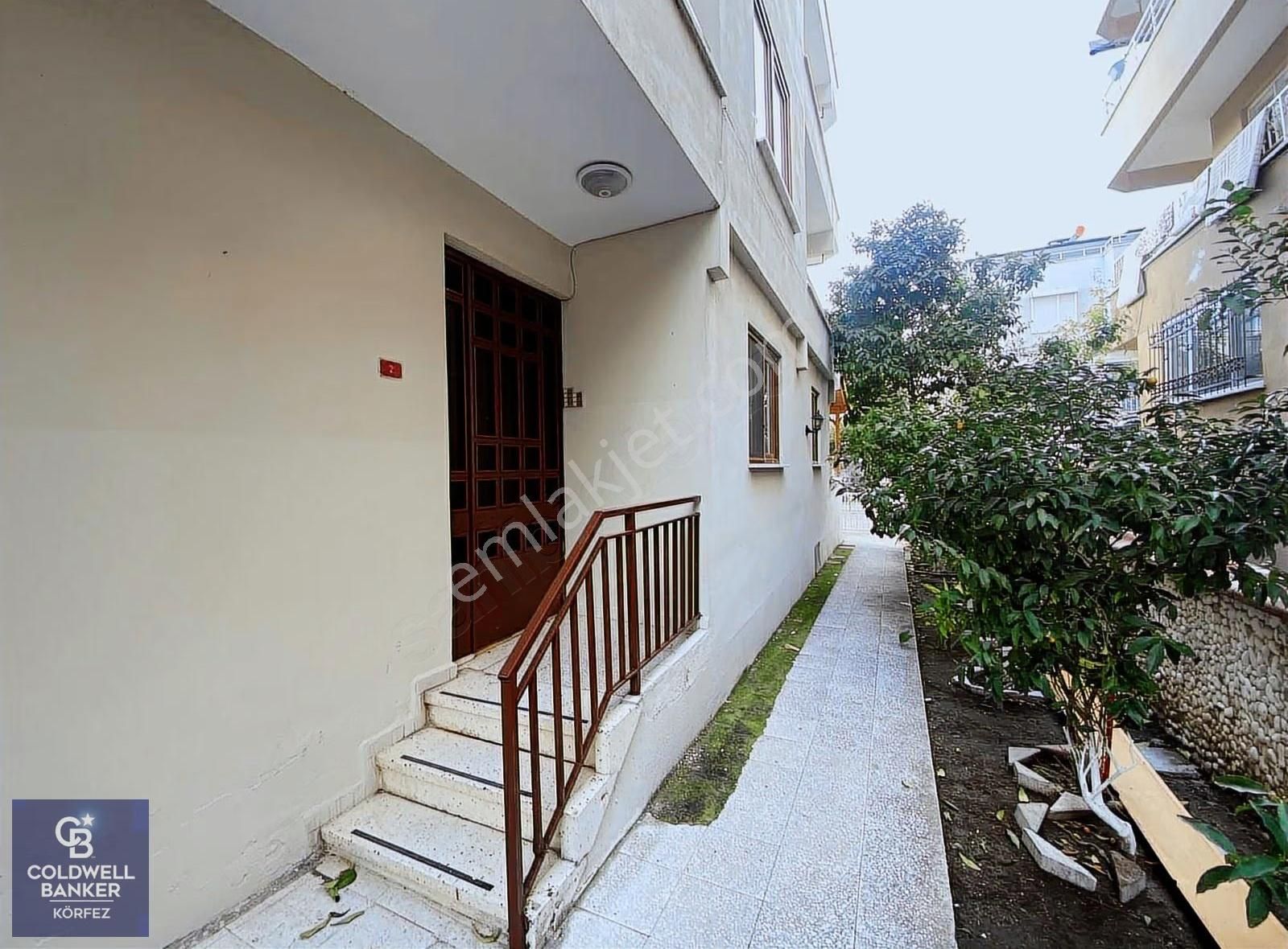 Altınoluk Meydan'da Denize 100 Metre Eşyalı Kiralık 2+1 Daire - Görsel 23