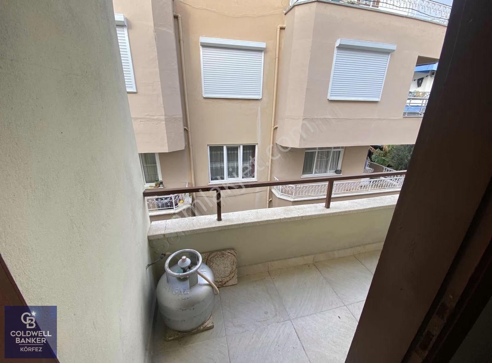 Altınoluk Meydan'da Denize 100 Metre Eşyalı Kiralık 2+1 Daire - Görsel 9