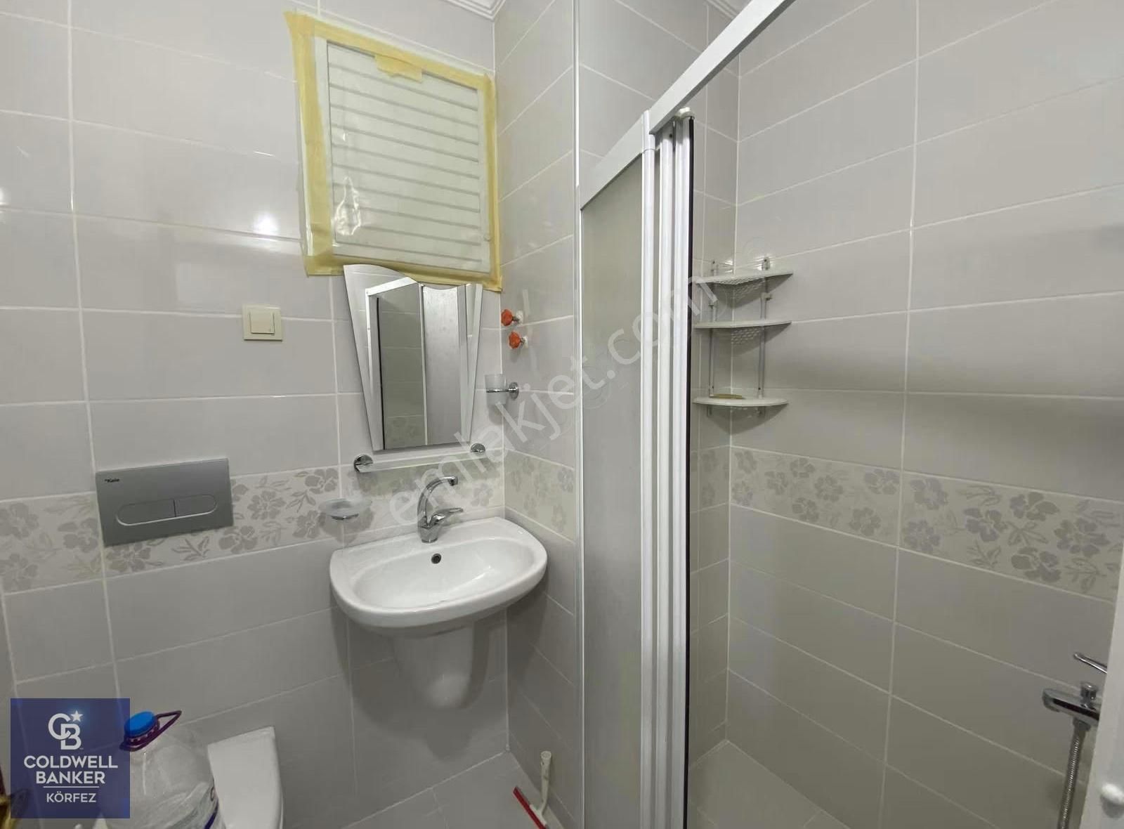 Altınoluk Meydan'da Denize 100 Metre Eşyalı Kiralık 2+1 Daire - Görsel 4