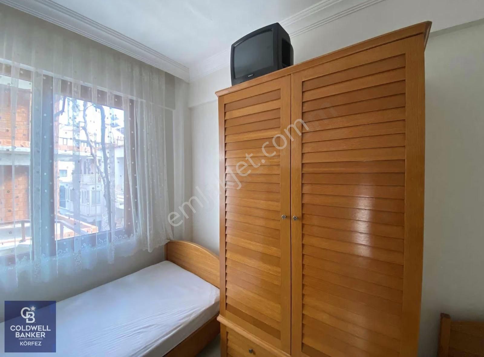 Altınoluk Meydan'da Denize 100 Metre Eşyalı Kiralık 2+1 Daire - Görsel 12
