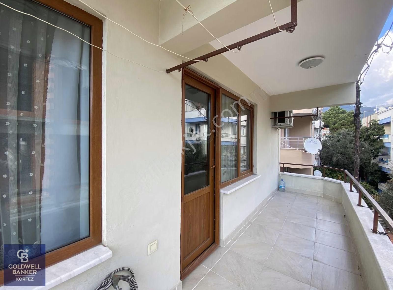 Altınoluk Meydan'da Denize 100 Metre Eşyalı Kiralık 2+1 Daire - Görsel 27