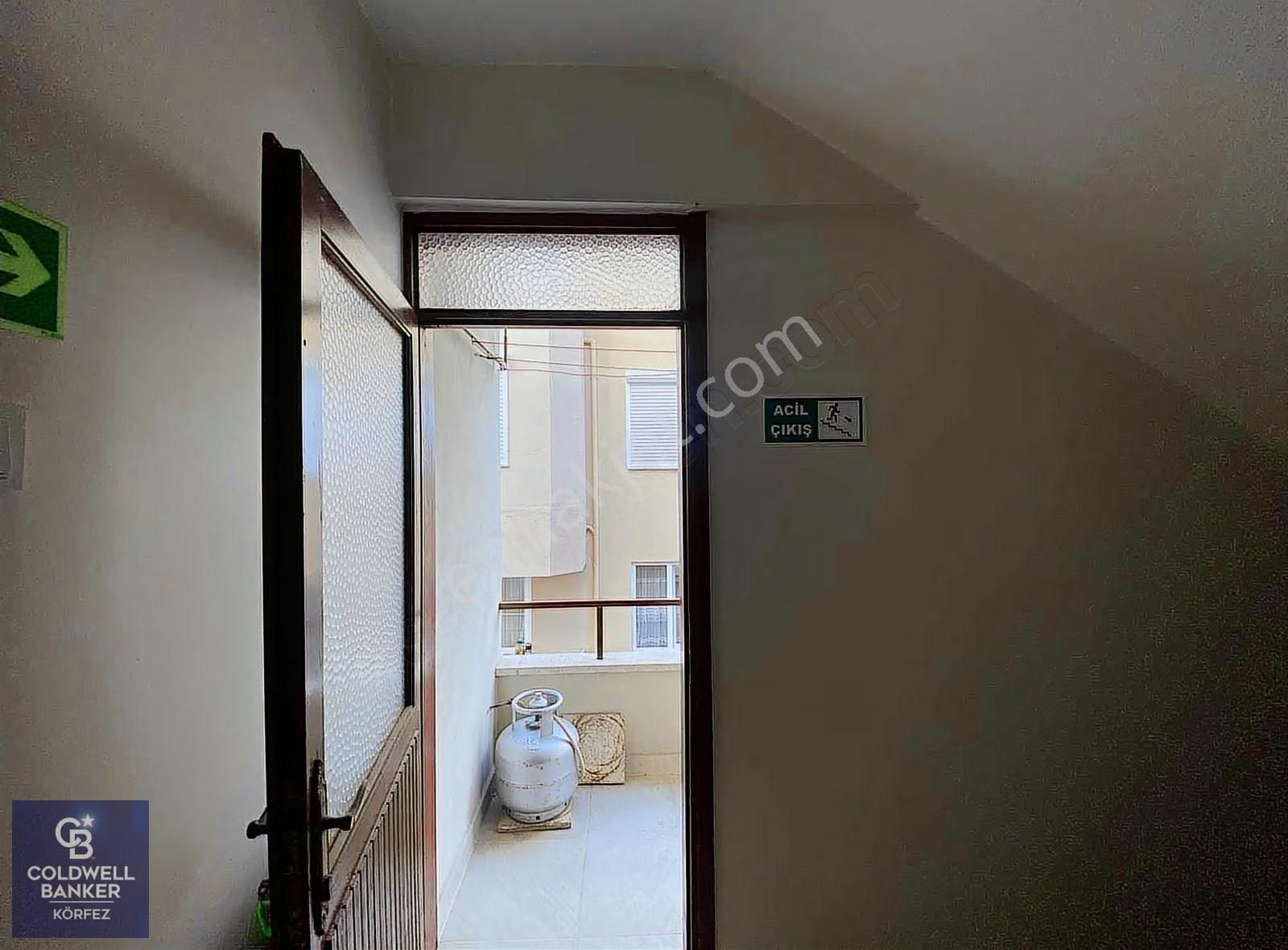 Altınoluk Meydan'da Denize 100 Metre Eşyalı Kiralık 2+1 Daire - Görsel 15