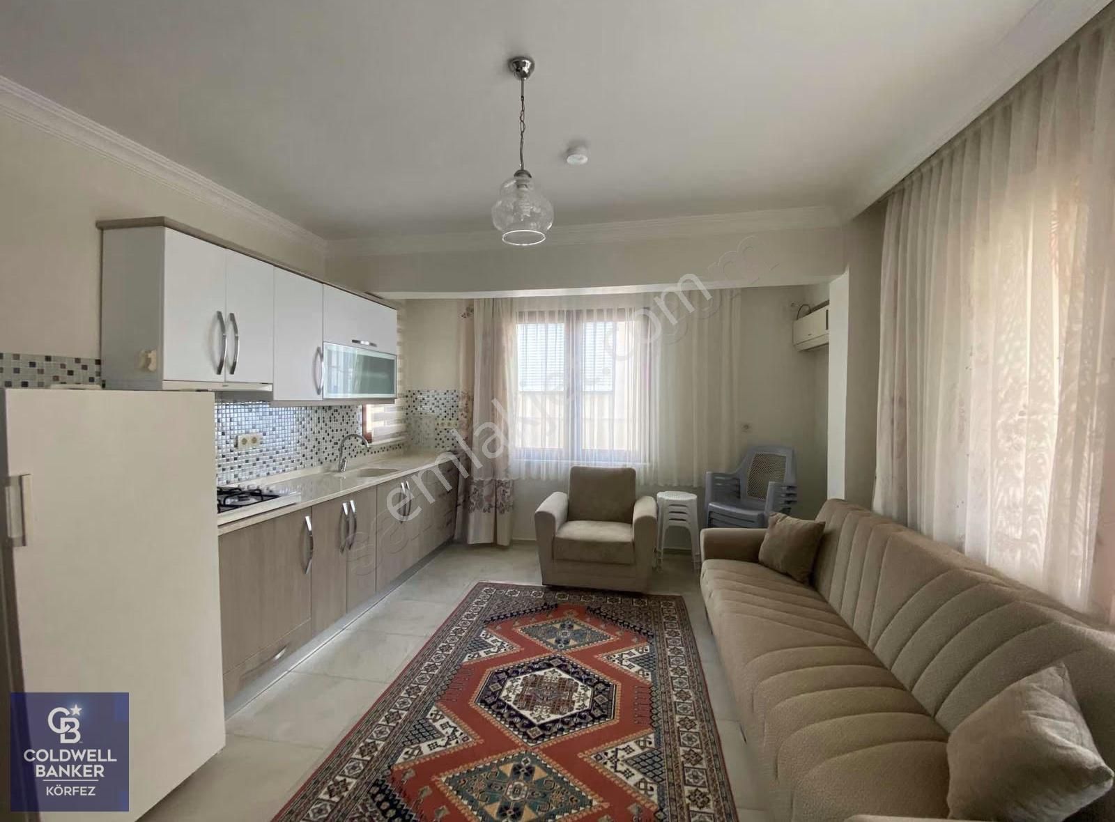 Altınoluk Meydan'da Denize 100 Metre Eşyalı Kiralık 2+1 Daire - Görsel 10