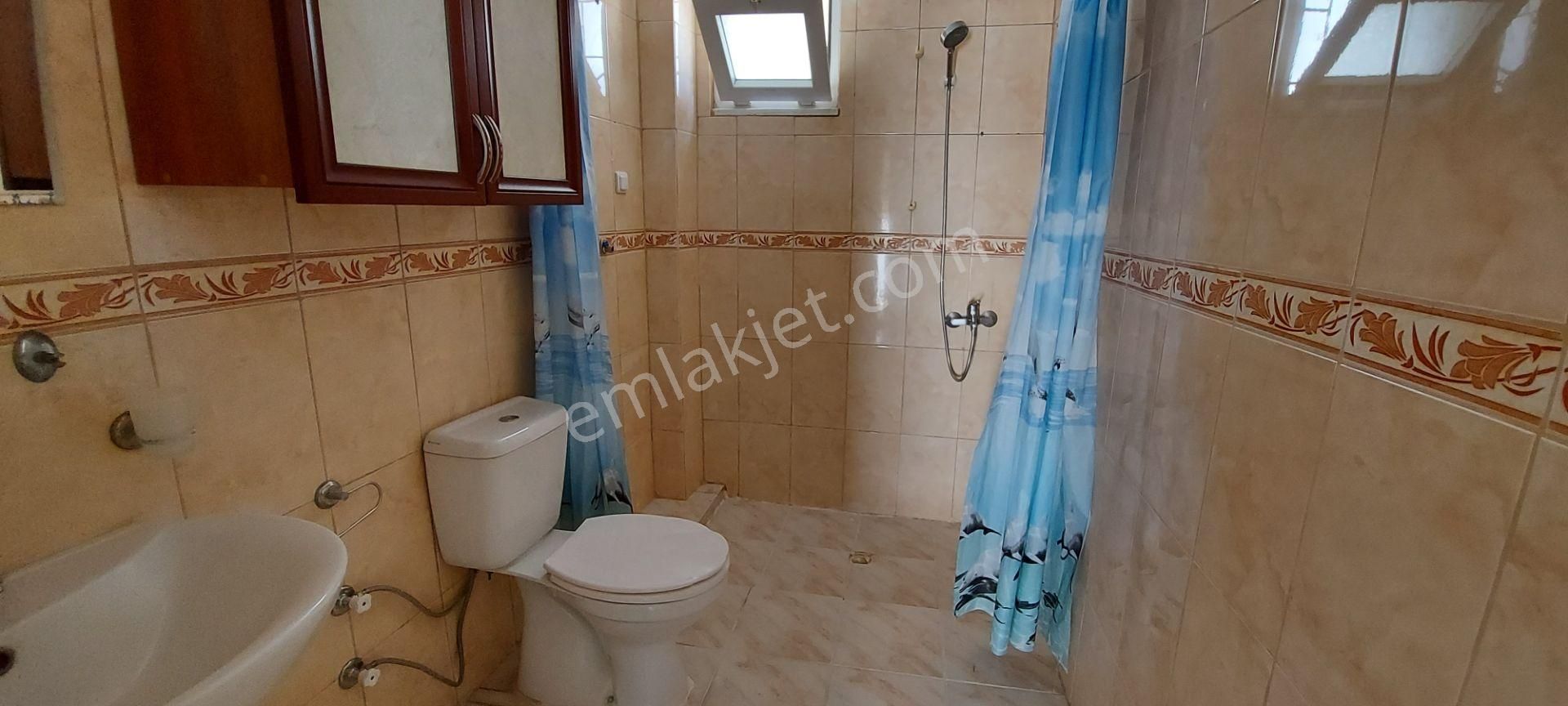 İhtiyaç Noktalarına Yakın Ayrı Mutfak Balkonlu Temiz Ferah Daire - Görsel 8