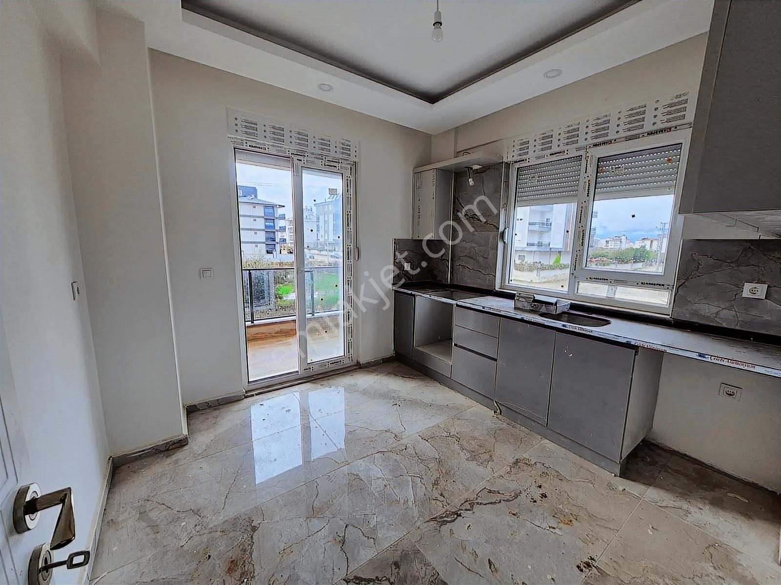 Döşemealtın'da Üniversiteye Yakın Oturuma Hazır 2+1 Kiralık - Görsel 18
