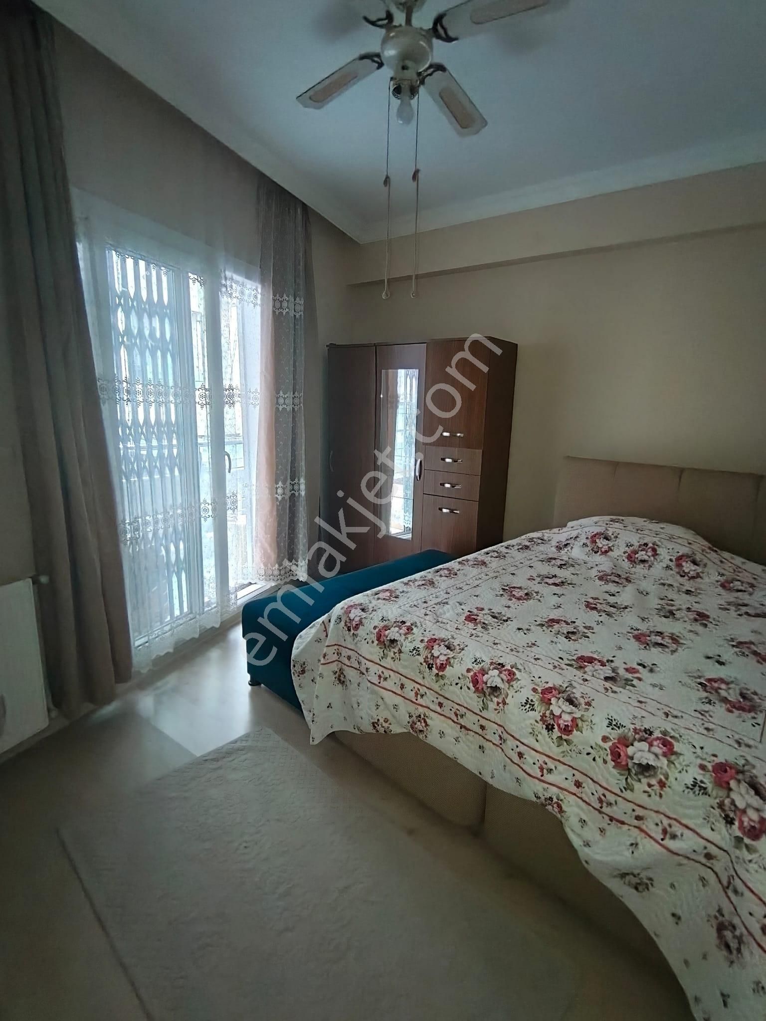 Gülyaka Sağlık Ocağı Yakını 1+1 Doğalgazlı Ful Eşyalı Arakat - Görsel 17