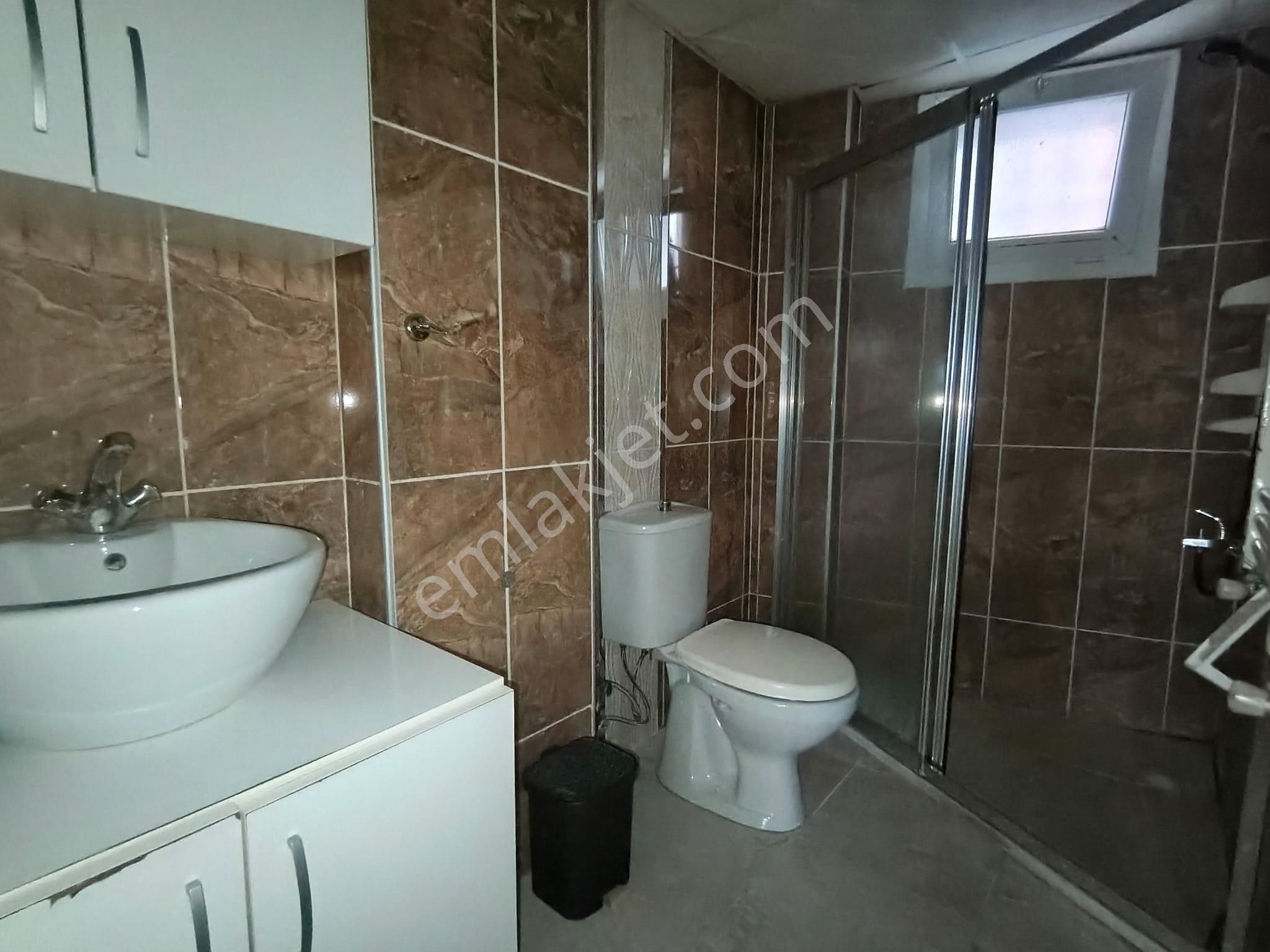 Gülyaka Sağlık Ocağı Yakını 1+1 Doğalgazlı Ful Eşyalı Arakat - Görsel 15