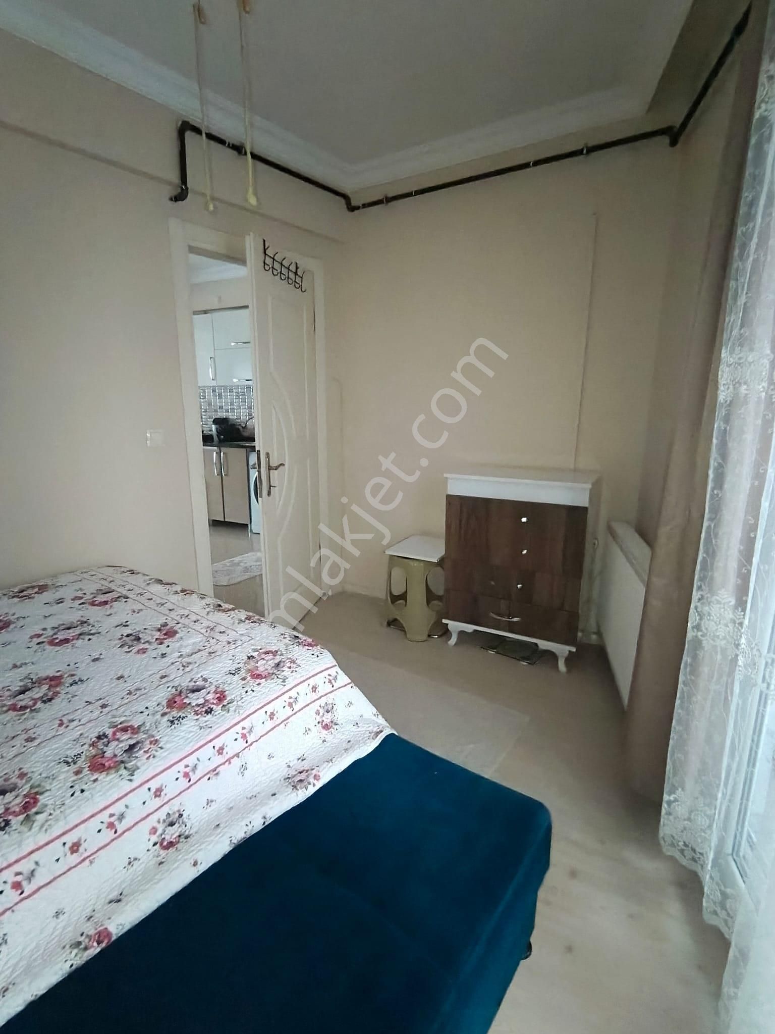 Gülyaka Sağlık Ocağı Yakını 1+1 Doğalgazlı Ful Eşyalı Arakat - Görsel 25