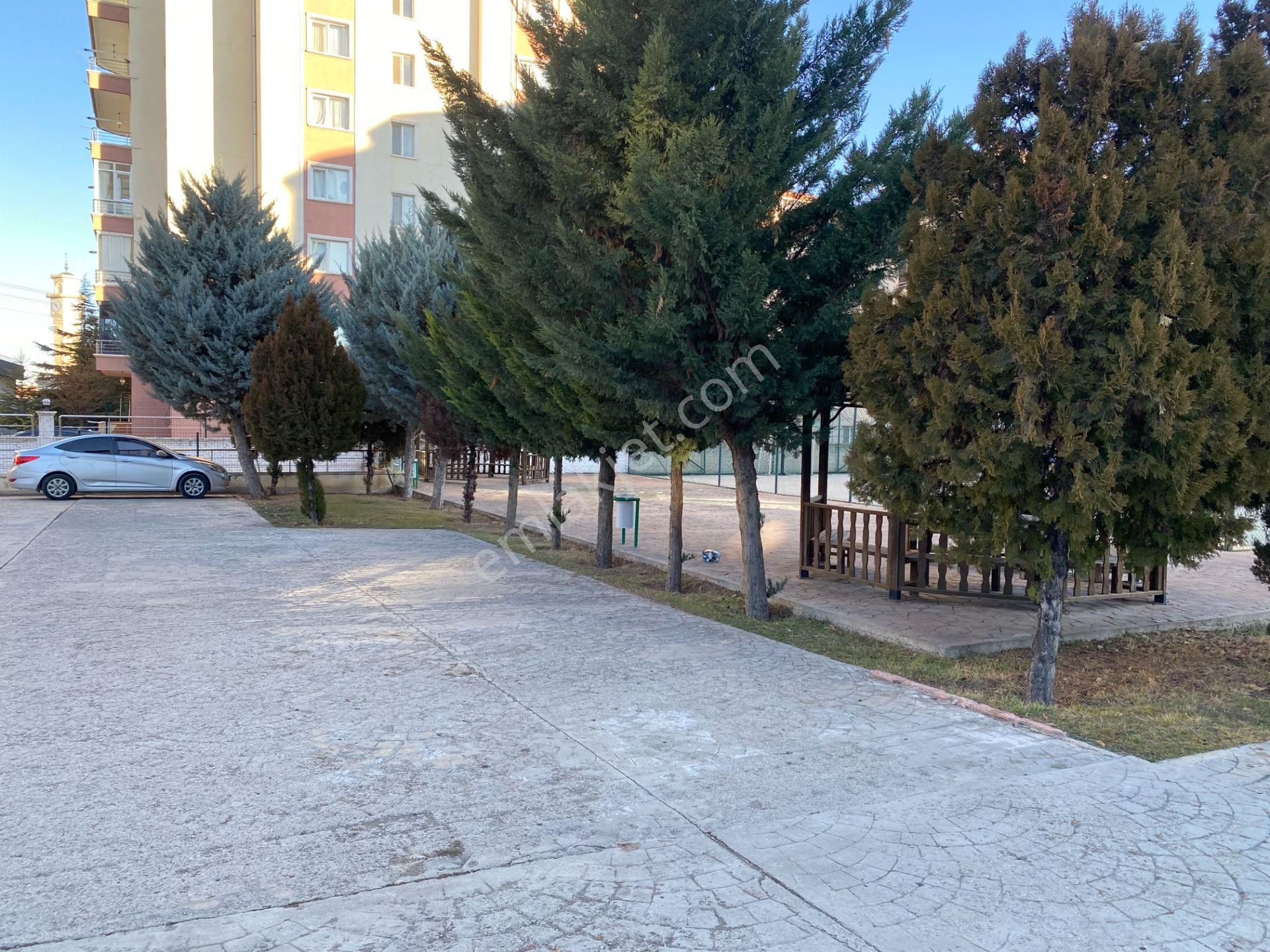 Gökçe Emlak'tan Sitede K.otoparklı 11.kat 3+1 Satılık Daire - Görsel 25