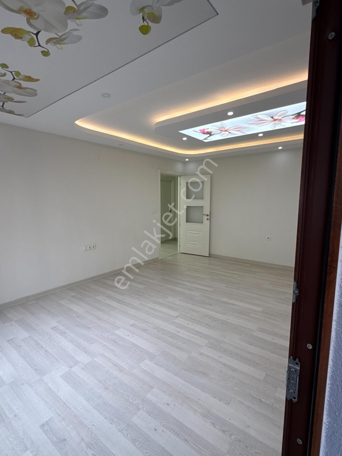 Efka Gayrimenkulden Yenibosnada Kiralık 130 M2 3+1 Daire - Görsel 8