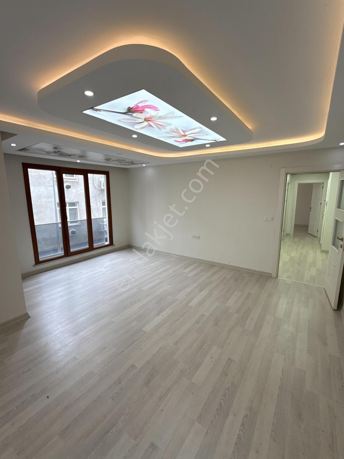 Efka Gayrimenkulden Yenibosnada Kiralık 130 M2 3+1 Daire - Görsel 7