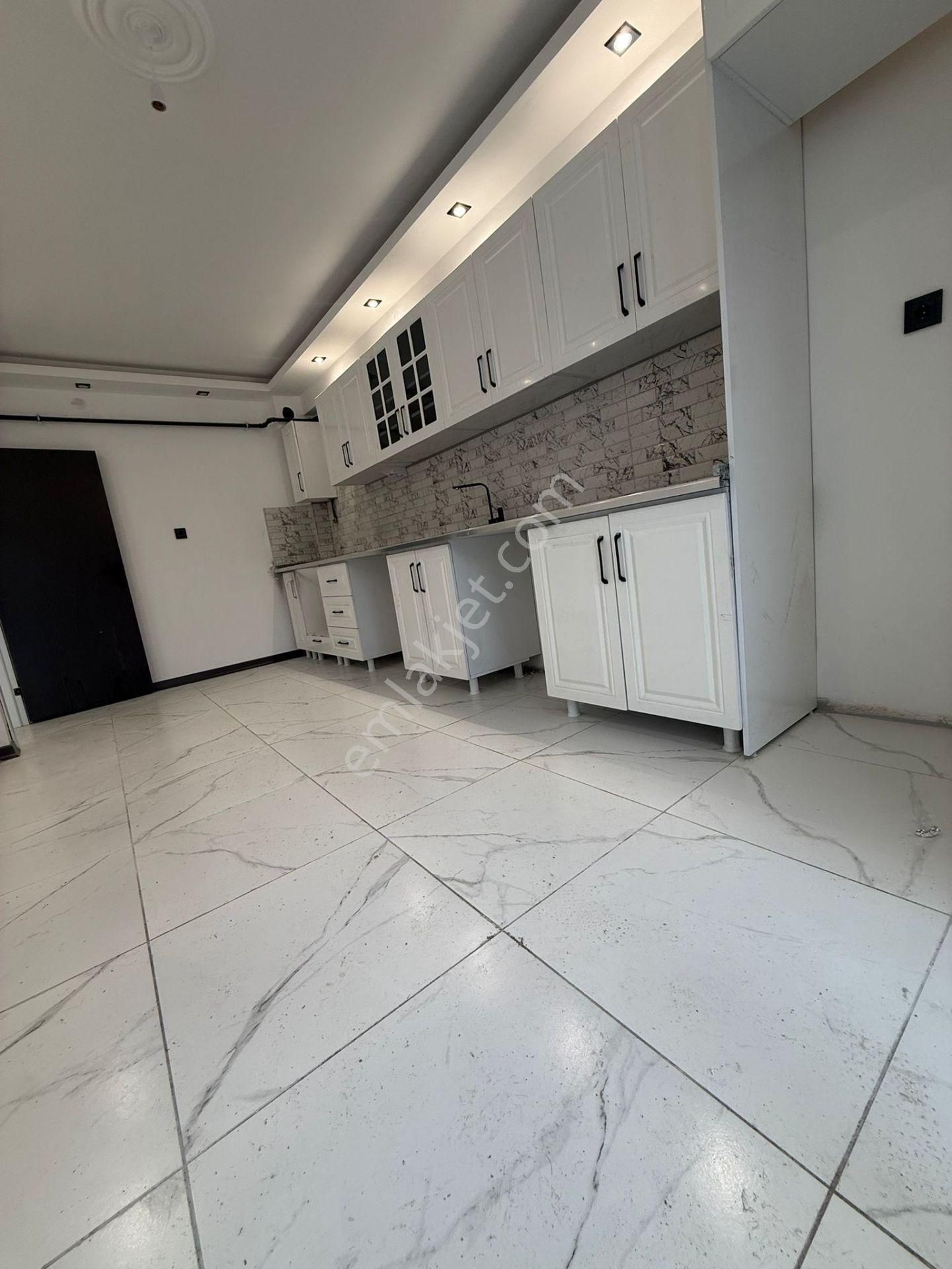 Elmas Gayrimenkulden 71 Evlerde Satılık 3+1 - Görsel 2