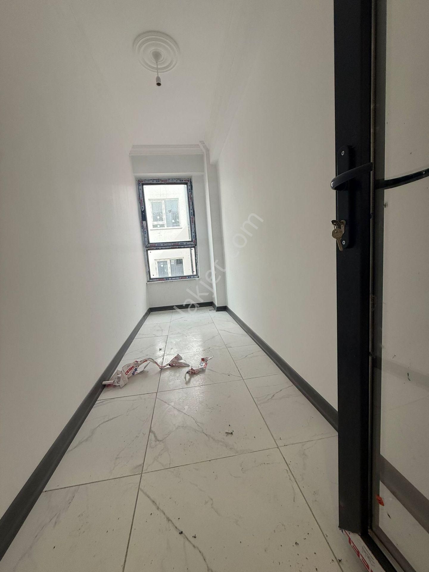 Elmas Gayrimenkulden 71 Evlerde Satılık 3+1 - Görsel 9