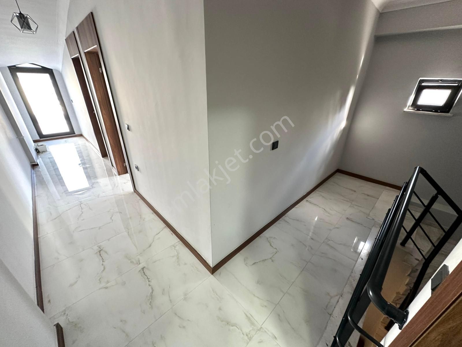 🏡 Referans'tan Akçay'da Kazdağı Manzaralı Modern Tasarımlı 3+1 Dubleks - Görsel 26