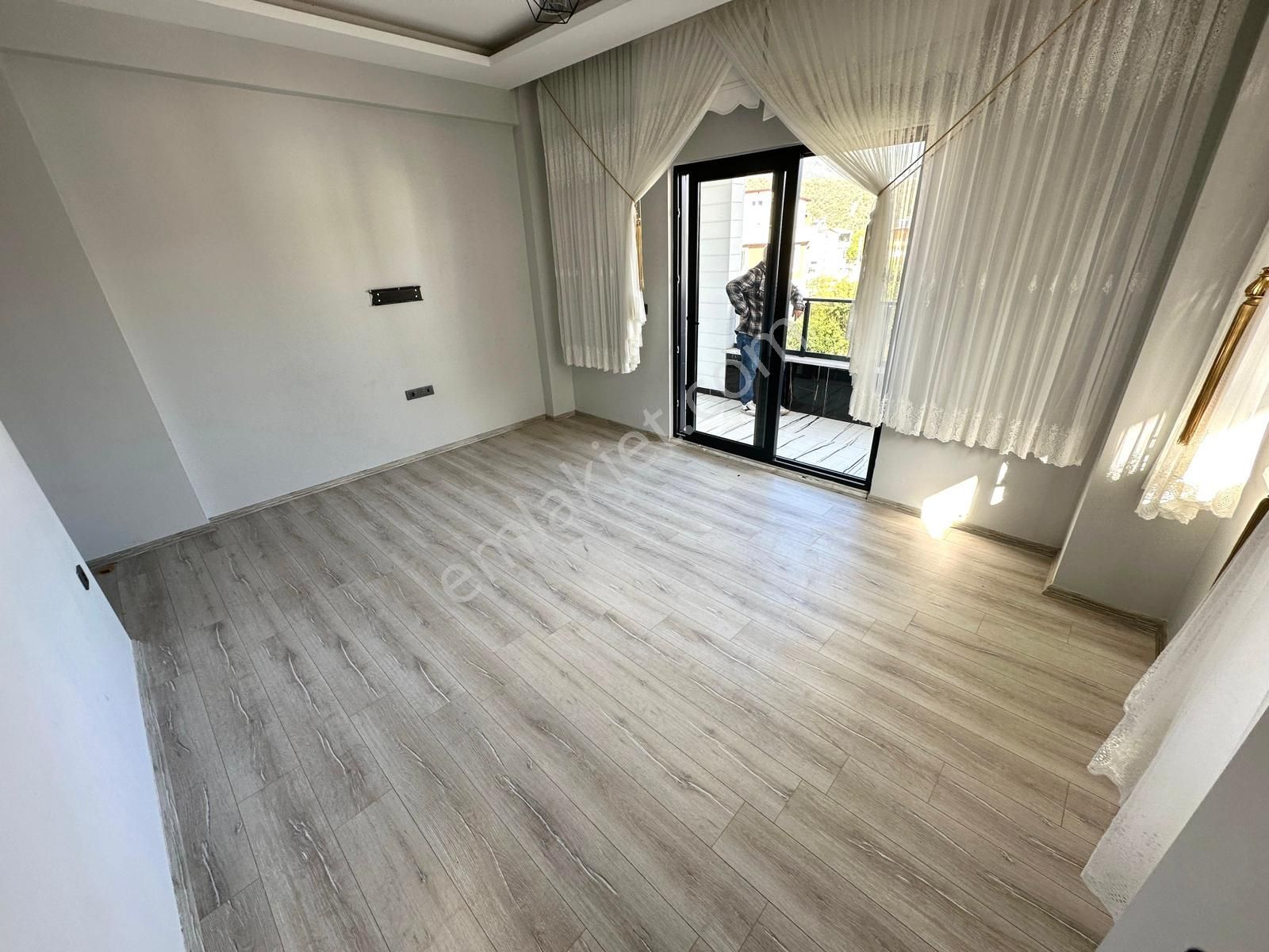 🏡 Referans'tan Akçay'da Kazdağı Manzaralı Modern Tasarımlı 3+1 Dubleks - Görsel 9