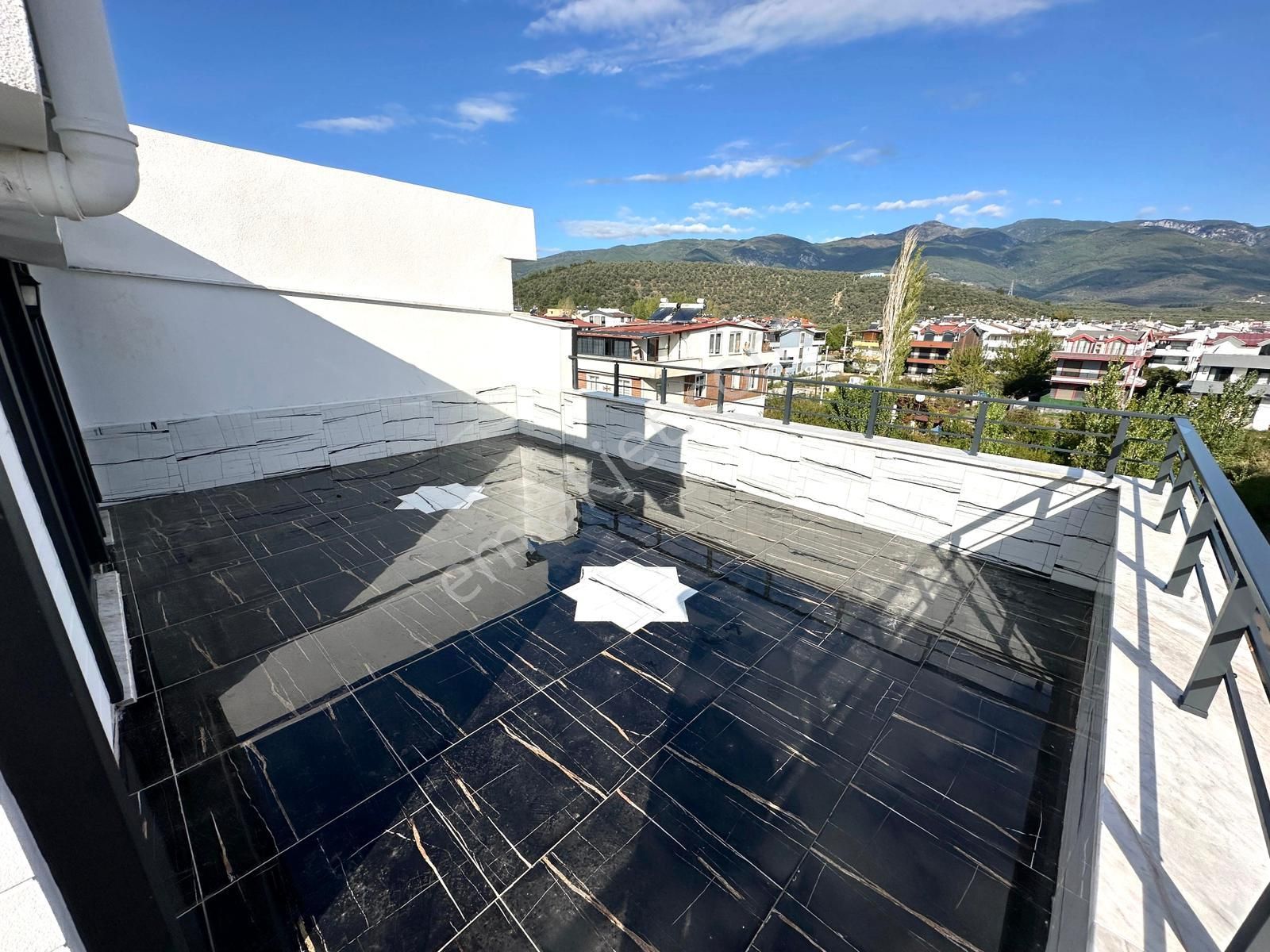 🏡 Referans'tan Akçay'da Kazdağı Manzaralı Modern Tasarımlı 3+1 Dubleks - Görsel 21