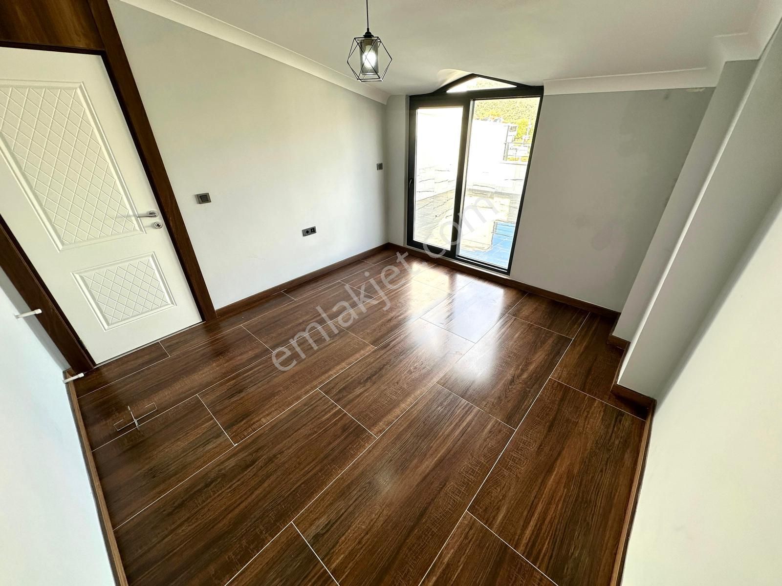 🏡 Referans'tan Akçay'da Kazdağı Manzaralı Modern Tasarımlı 3+1 Dubleks - Görsel 3