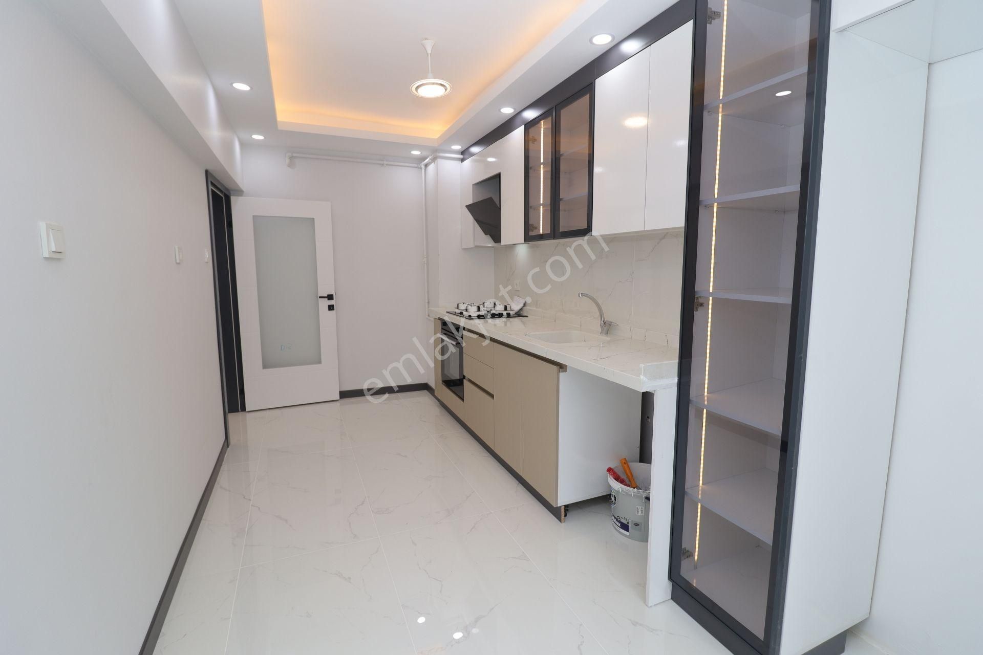 Akif'ten Oğuzlar'da 3+1 Siteiçi Asansörlü Ara Kat Yapılı Satılık Daire - Görsel 8