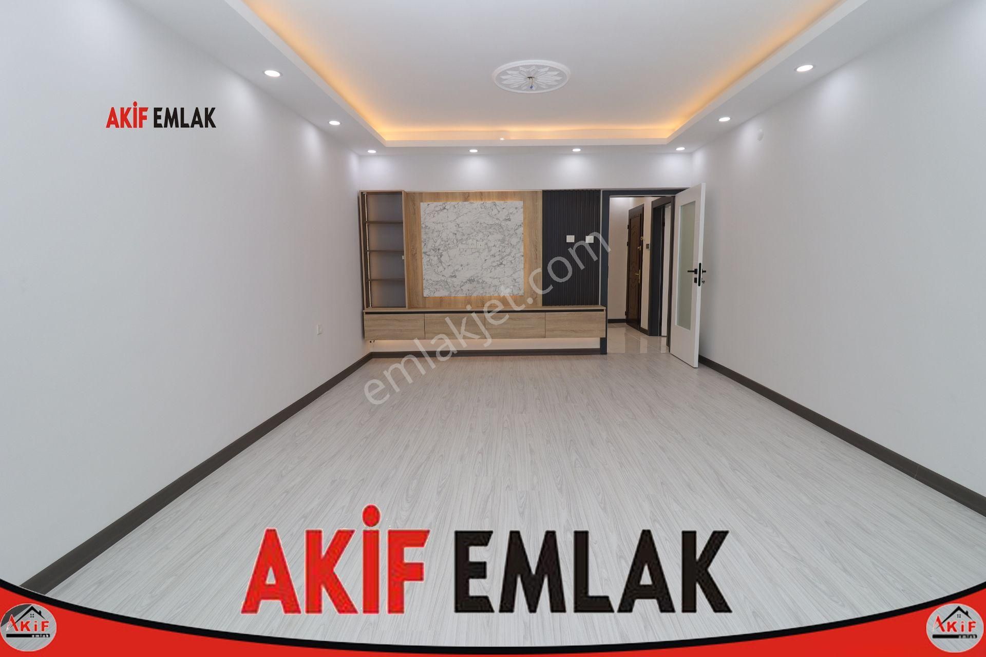 Akif'ten Oğuzlar'da 3+1 Siteiçi Asansörlü Ara Kat Yapılı Satılık Daire