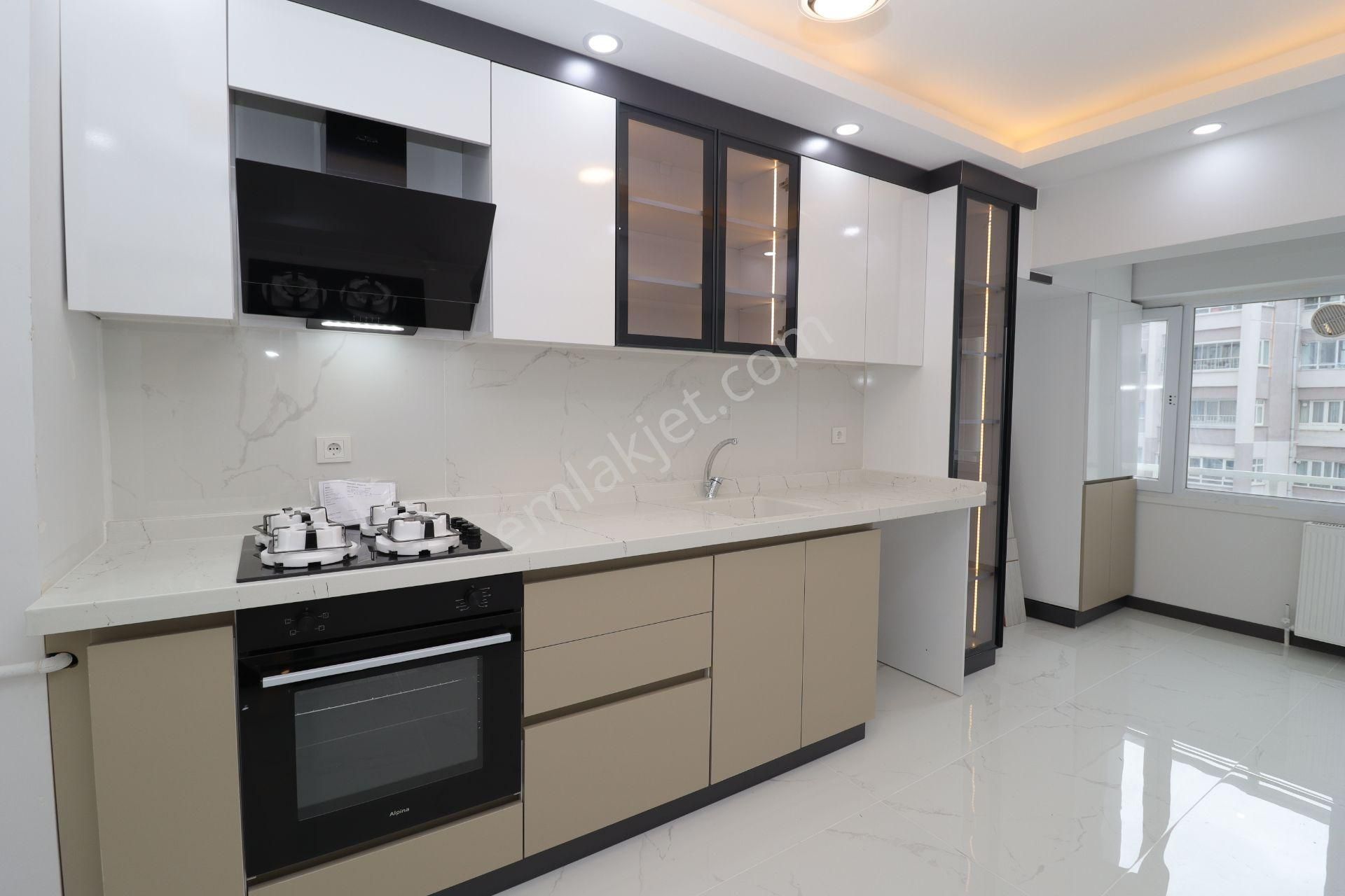 Akif'ten Oğuzlar'da 3+1 Siteiçi Asansörlü Ara Kat Yapılı Satılık Daire - Görsel 10