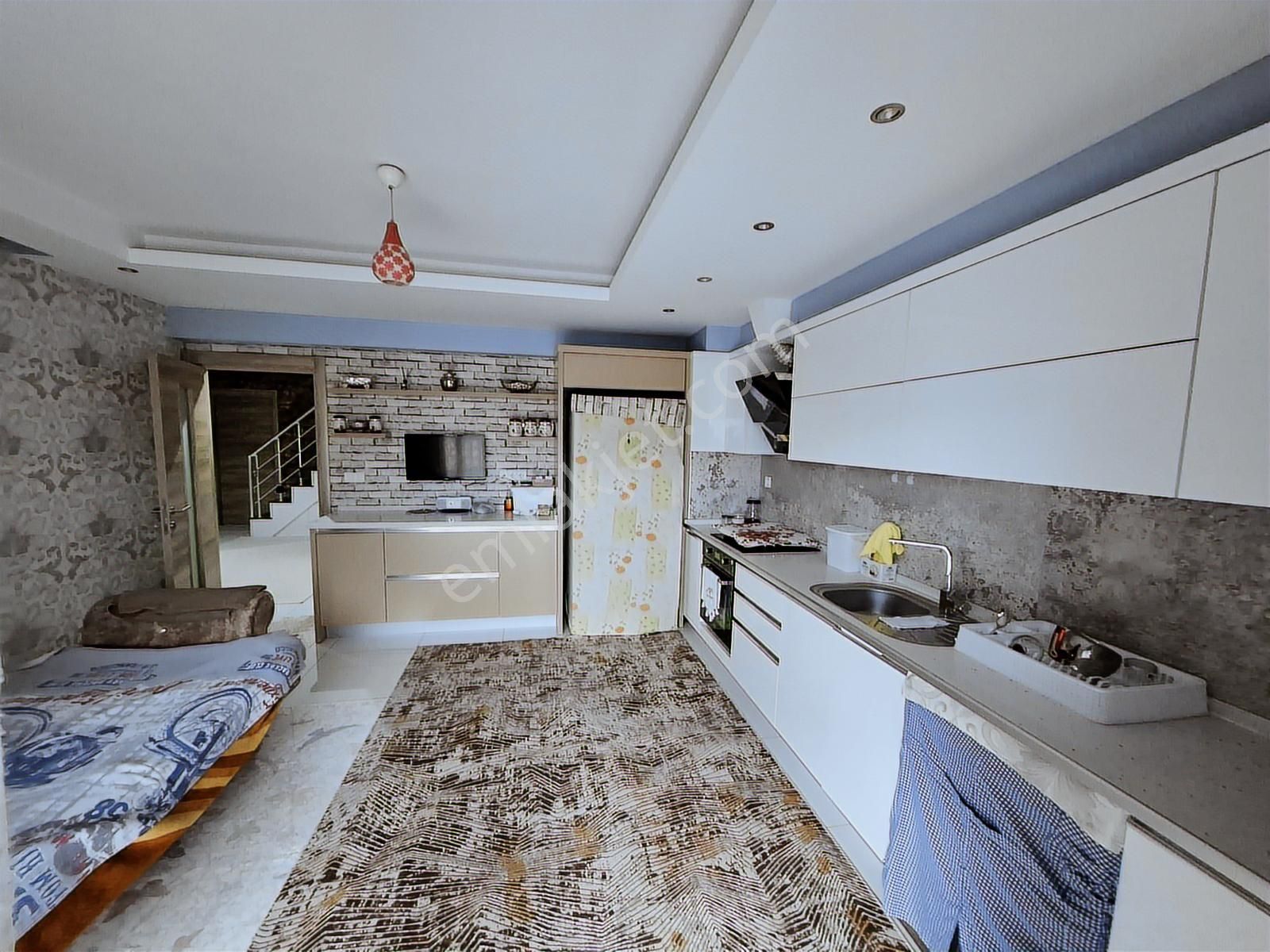 Salihli Çınarlı Caddesi Üzeri Satılık Dubleks Daire - Görsel 10