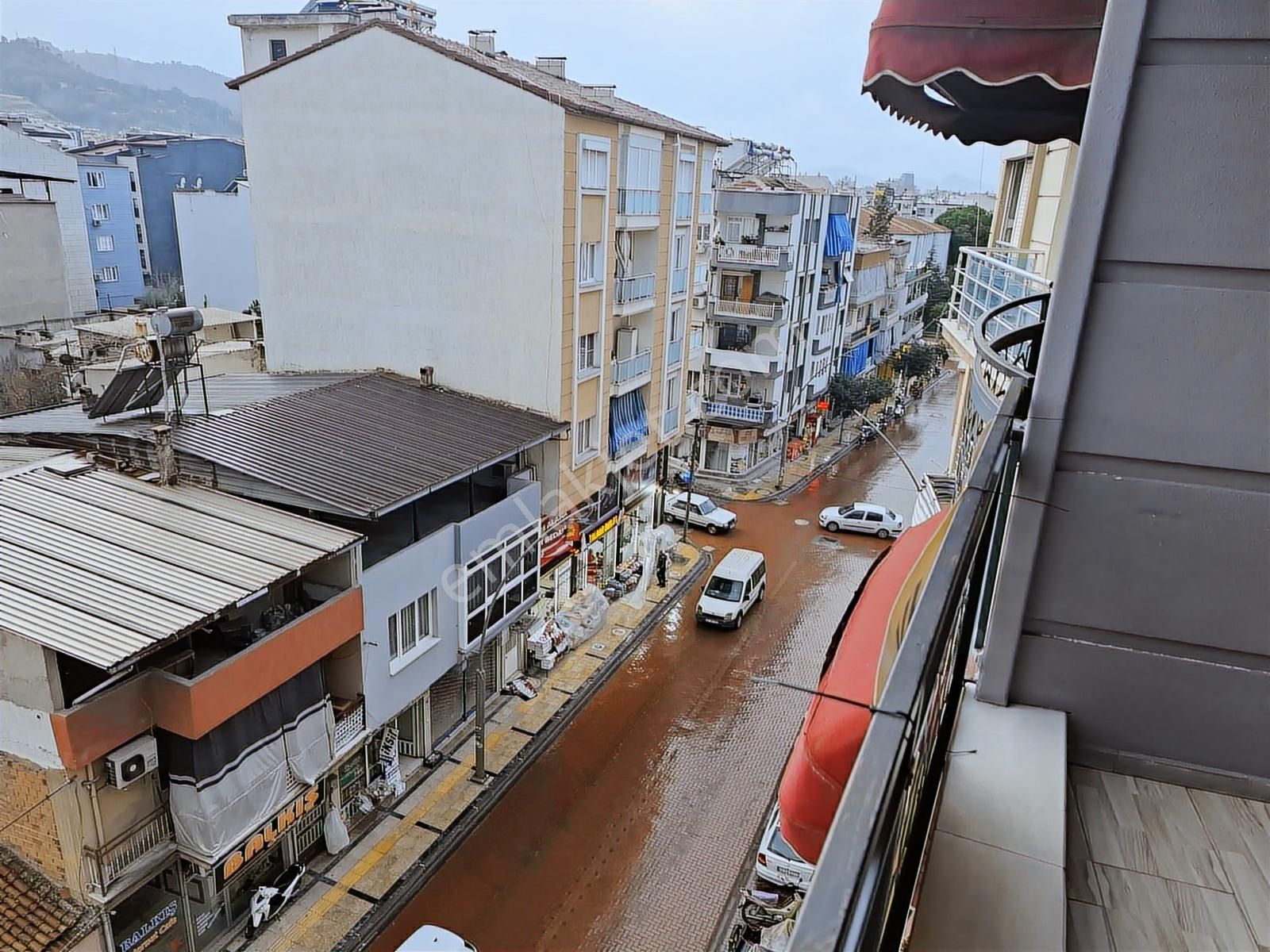 Salihli Çınarlı Caddesi Üzeri Satılık Dubleks Daire - Görsel 7