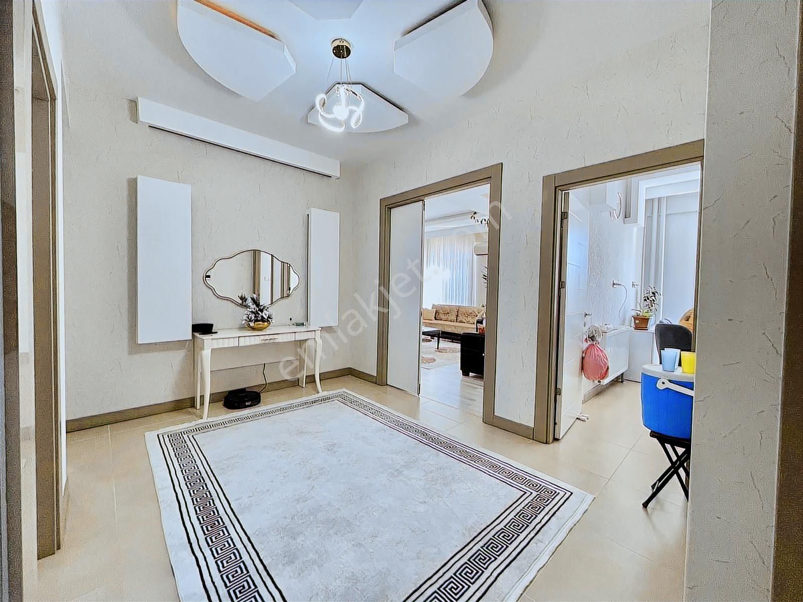 Fiyat Düştü Lunapark Arkası 4+1 200m2 2.kat Satılık Acilll!! - Görsel 28