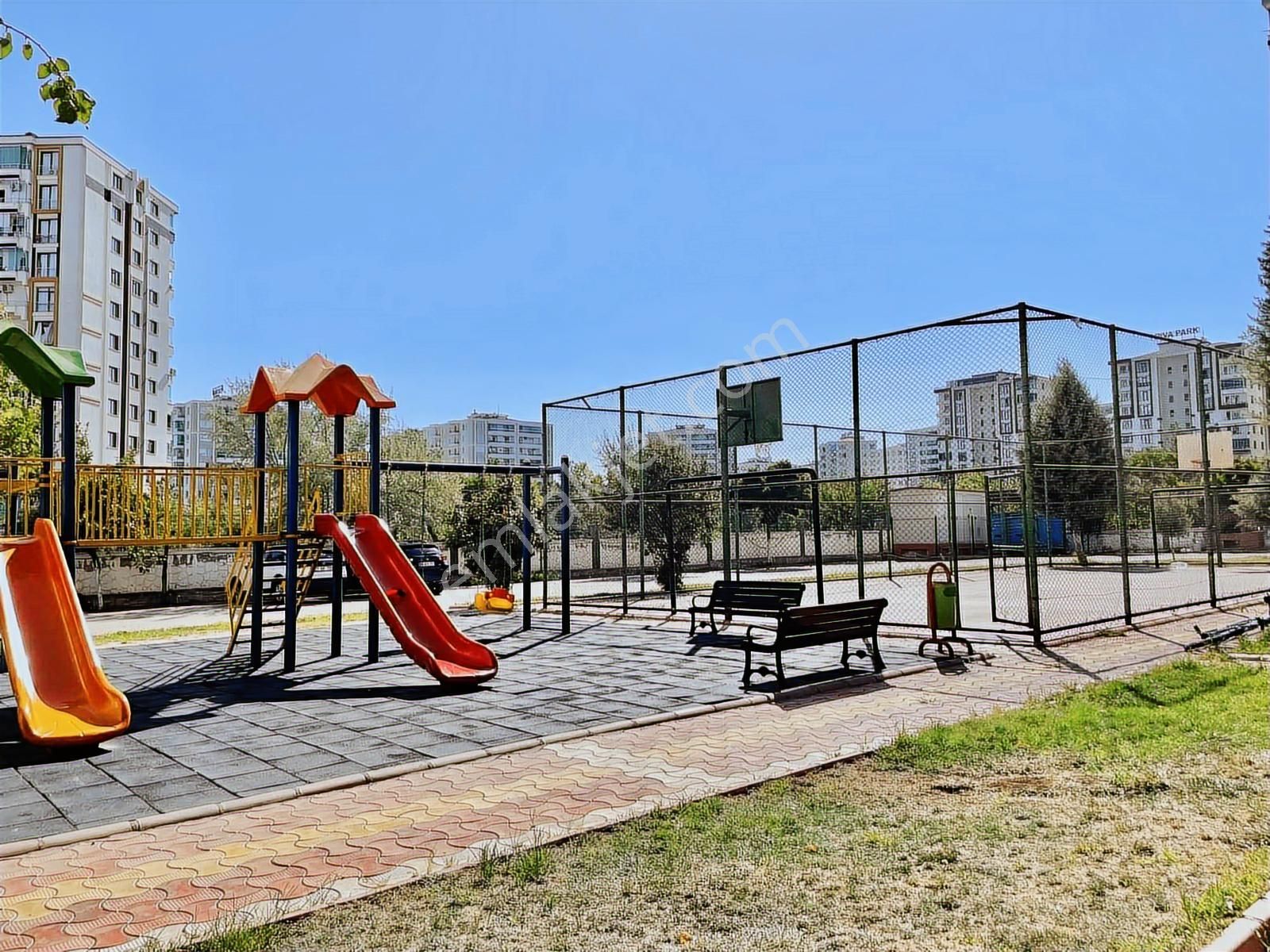 Fiyat Düştü Lunapark Arkası 4+1 200m2 2.kat Satılık Acilll!! - Görsel 30