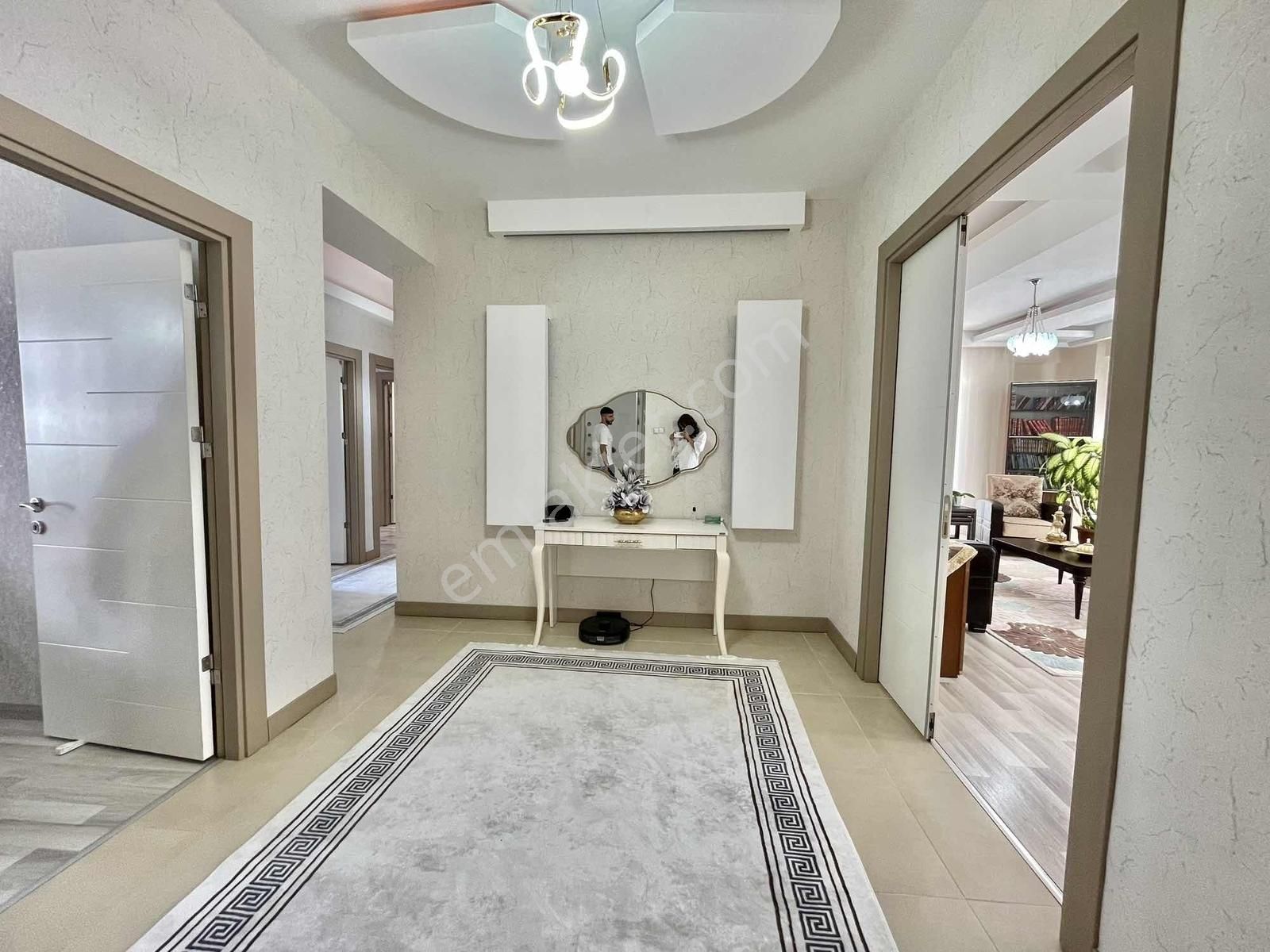 Fiyat Düştü Lunapark Arkası 4+1 200m2 2.kat Satılık Acilll!! - Görsel 22