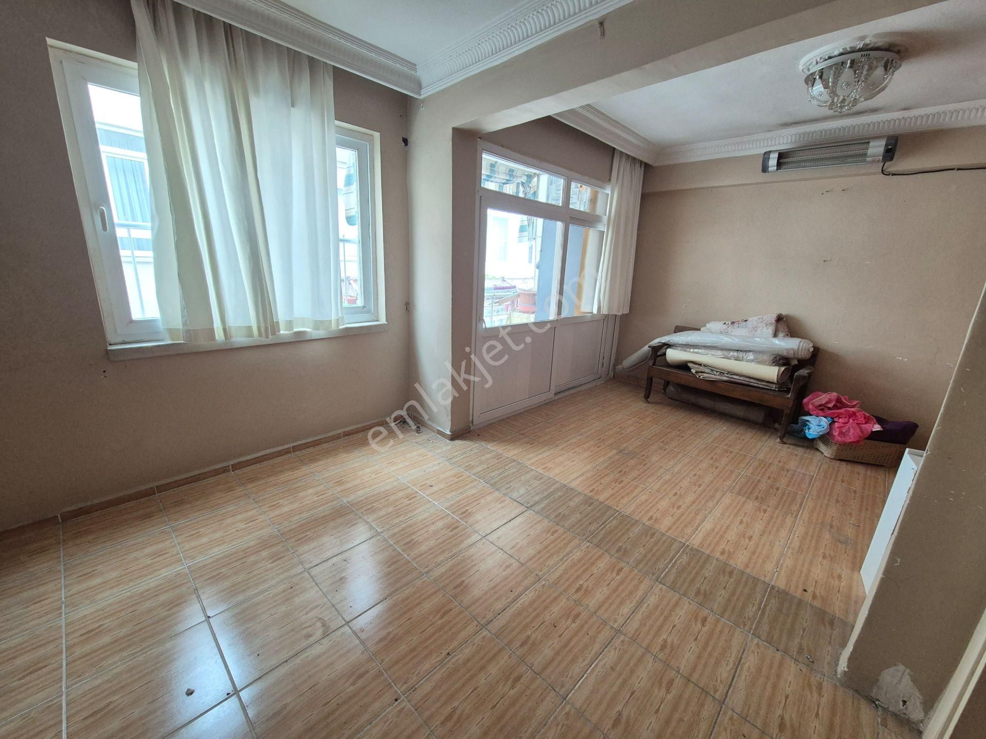 Prestij'den Gazi'de Muğdat Cami Civarı Asansörlü 2+1 Daire - Görsel 9