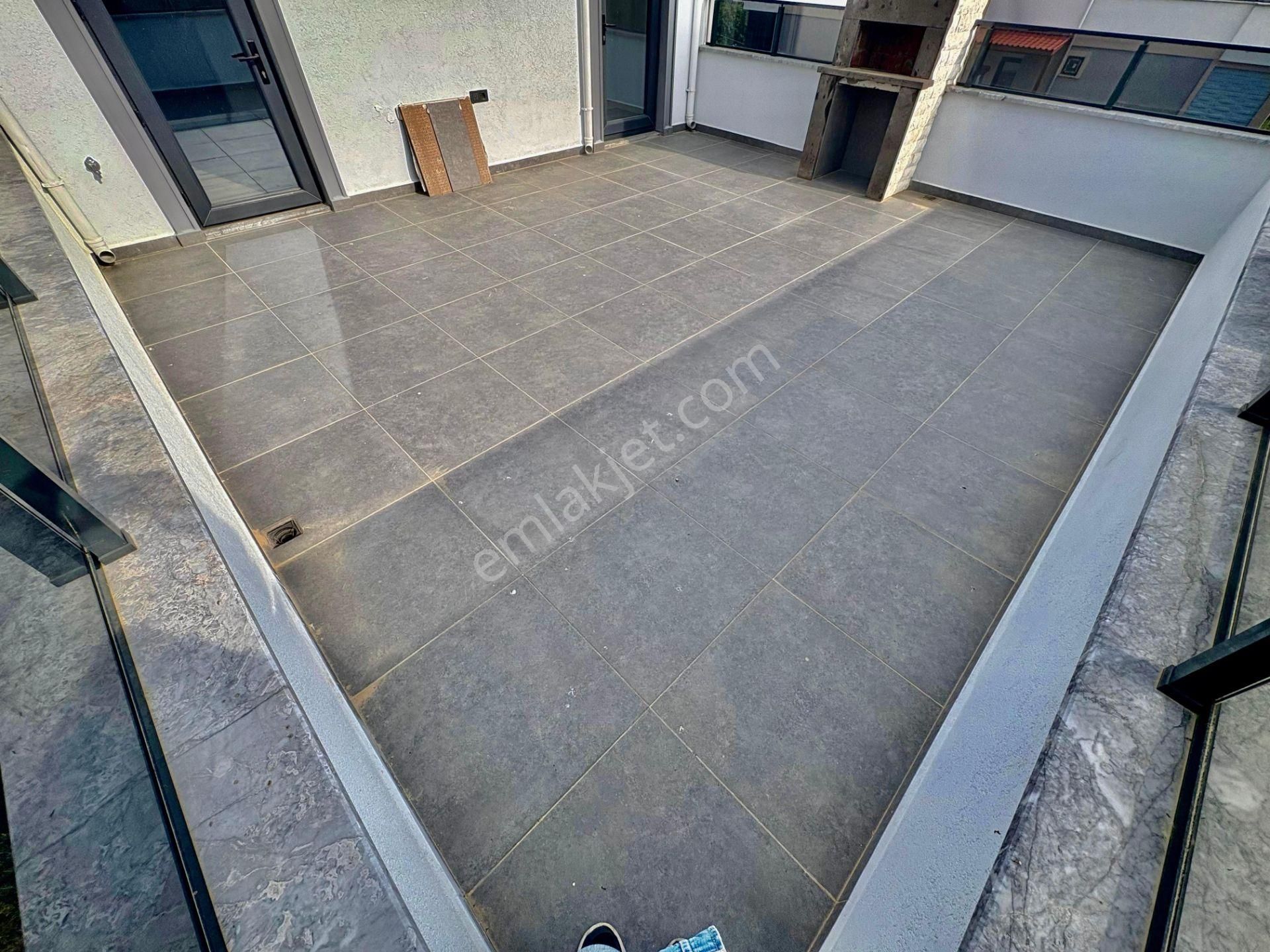 ▓karabuluttan▓güre'de Nefes Kesen Doğa Manzarasıyla Lüx Satılık Villa - Görsel 24