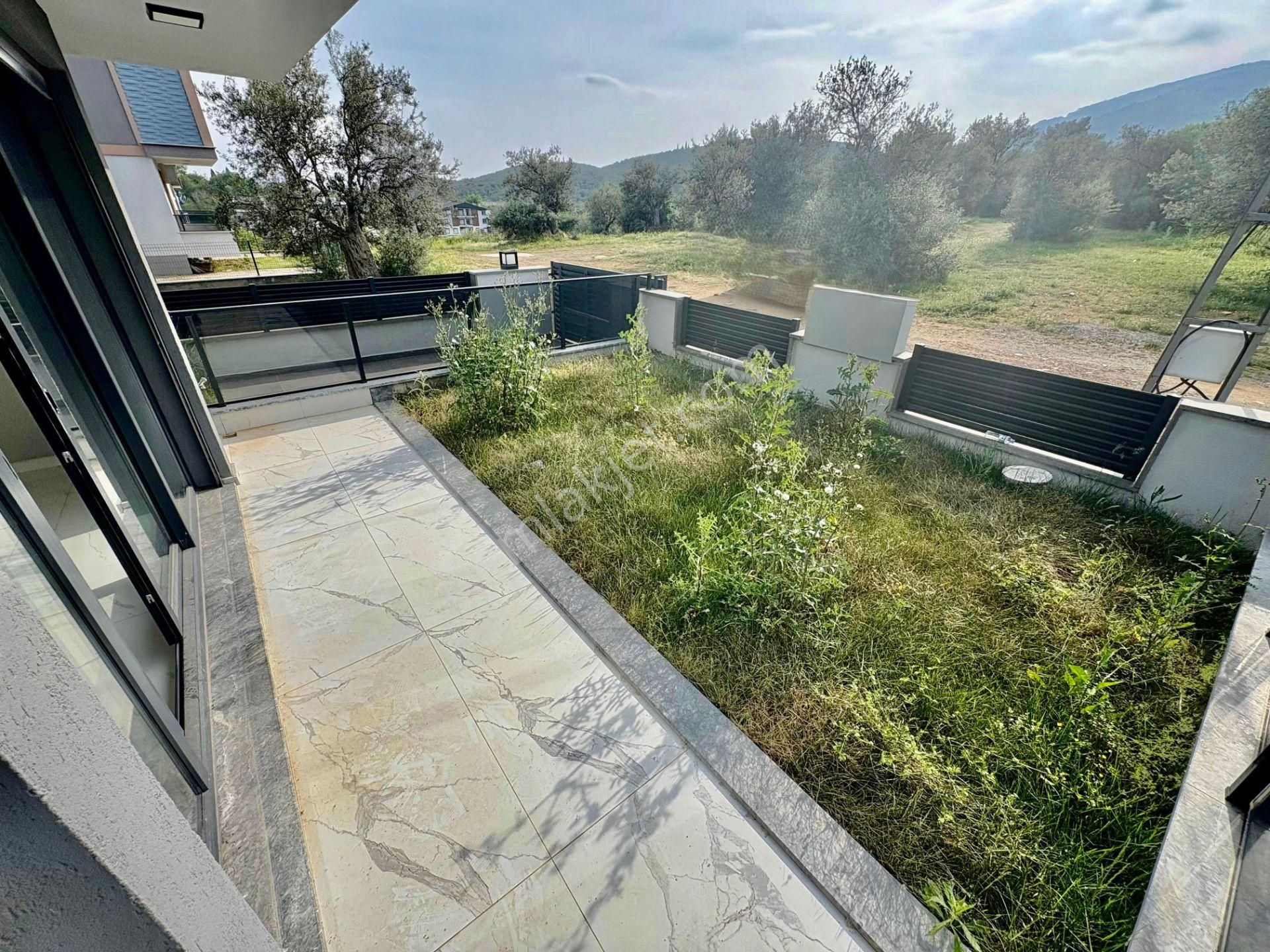 ▓karabuluttan▓güre'de Nefes Kesen Doğa Manzarasıyla Lüx Satılık Villa - Görsel 31