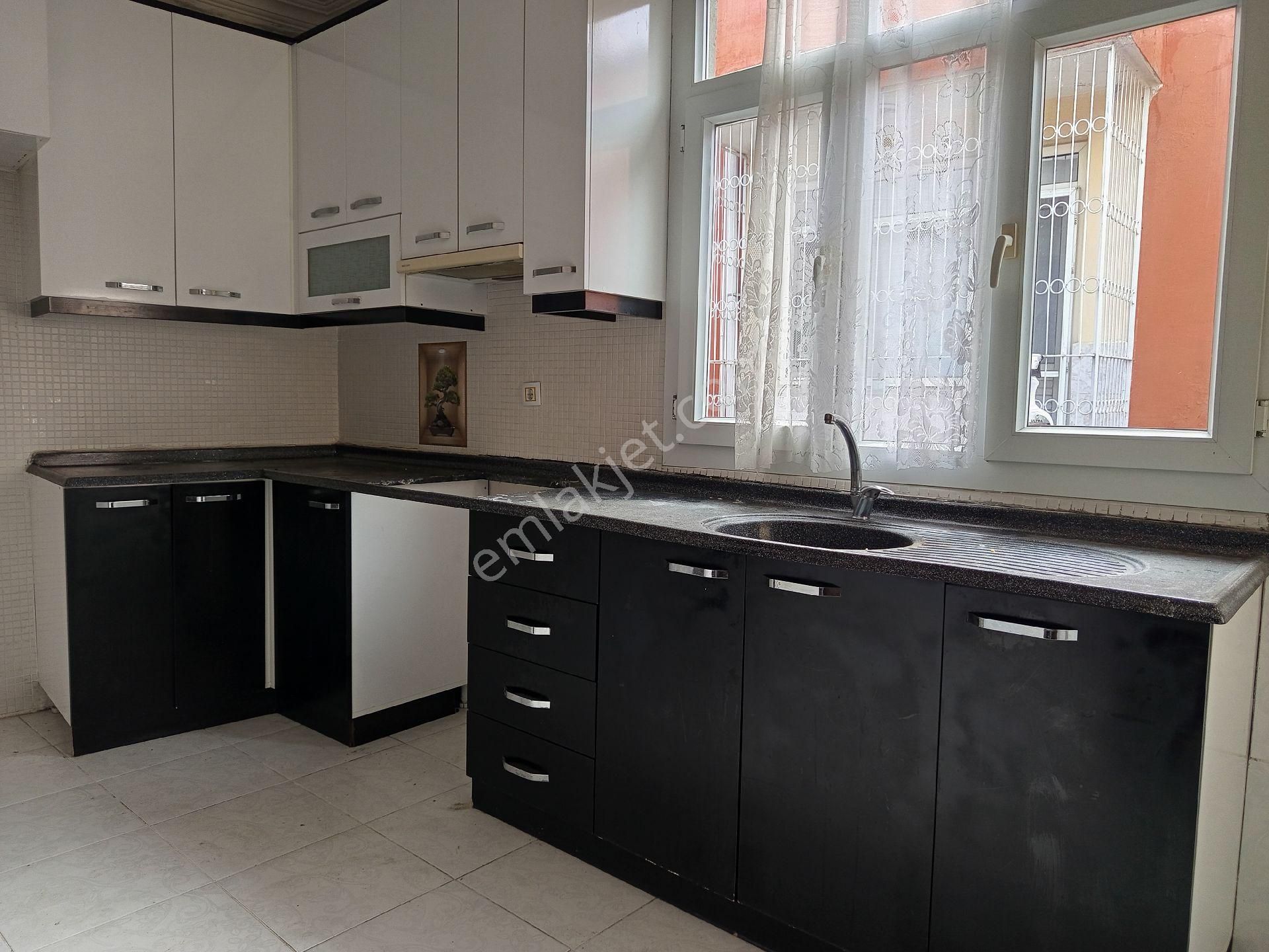 Sağlam'dan Yeşilevler'de Geniş Oturumlu Müstakil 3+1 Kiralık Daire