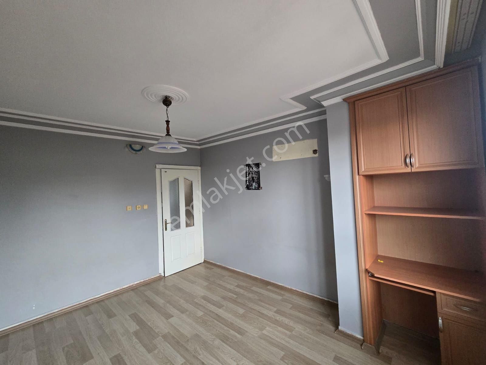 Sağlam'dan Yeşilevler'de Geniş Oturumlu Müstakil 3+1 Kiralık Daire - Görsel 28