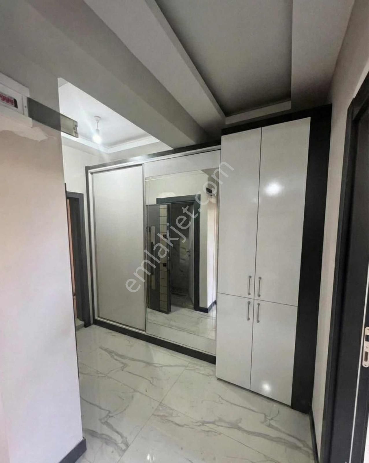 Peynir Pazarı Civarı Çiçek Sitesinde 2+1 85m2 1 Yaşında Daire!!! - Görsel 7