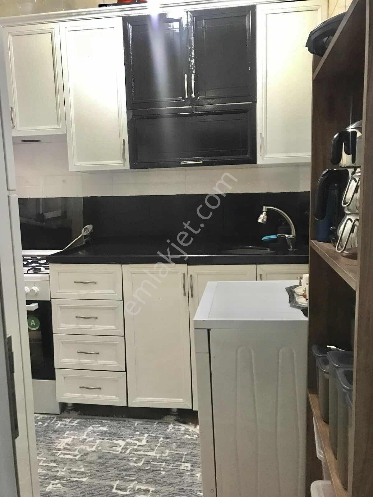 Bağlar 5 Nisan Mahalle'sinde 2+1 100m2 Satılık Daire!!! - Görsel 12
