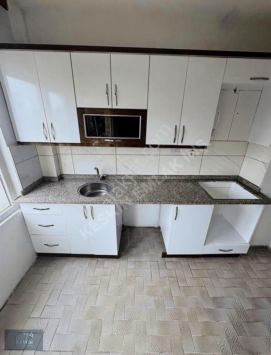 Etiler Mahallesinde Kiralık 3+1 Eşyasız Daire - Görsel 12