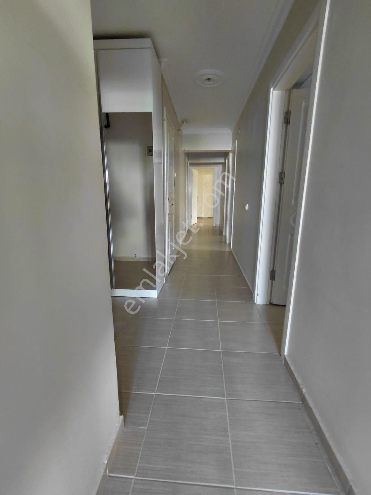 Zaimağa Caddesi Park Manzarali 3+1 170 M2 Doğalgazlı - Görsel 10