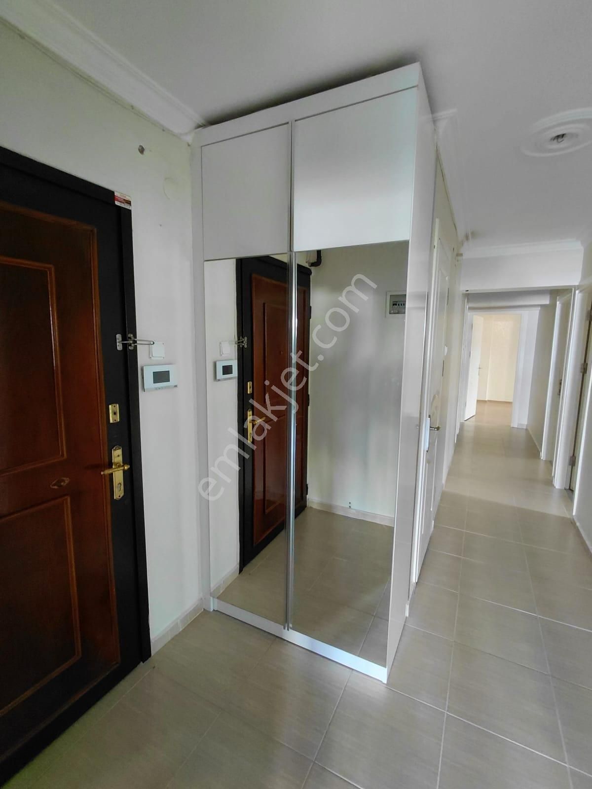 Zaimağa Caddesi Park Manzarali 3+1 170 M2 Doğalgazlı - Görsel 8