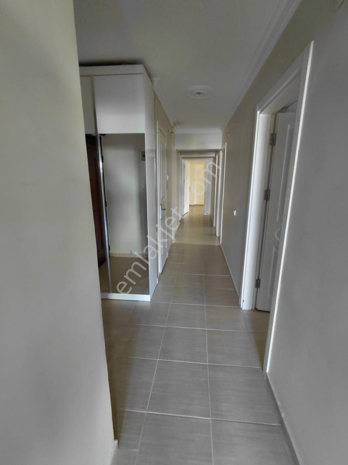 Zaimağa Caddesi Park Manzarali 3+1 170 M2 Doğalgazlı - Görsel 9