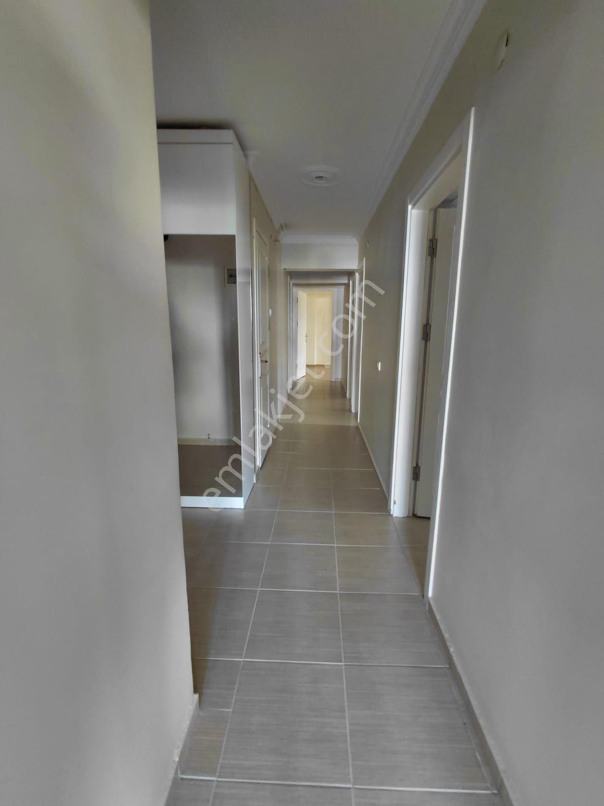 Zaimağa Caddesi Park Manzarali 3+1 170 M2 Doğalgazlı - Görsel 11