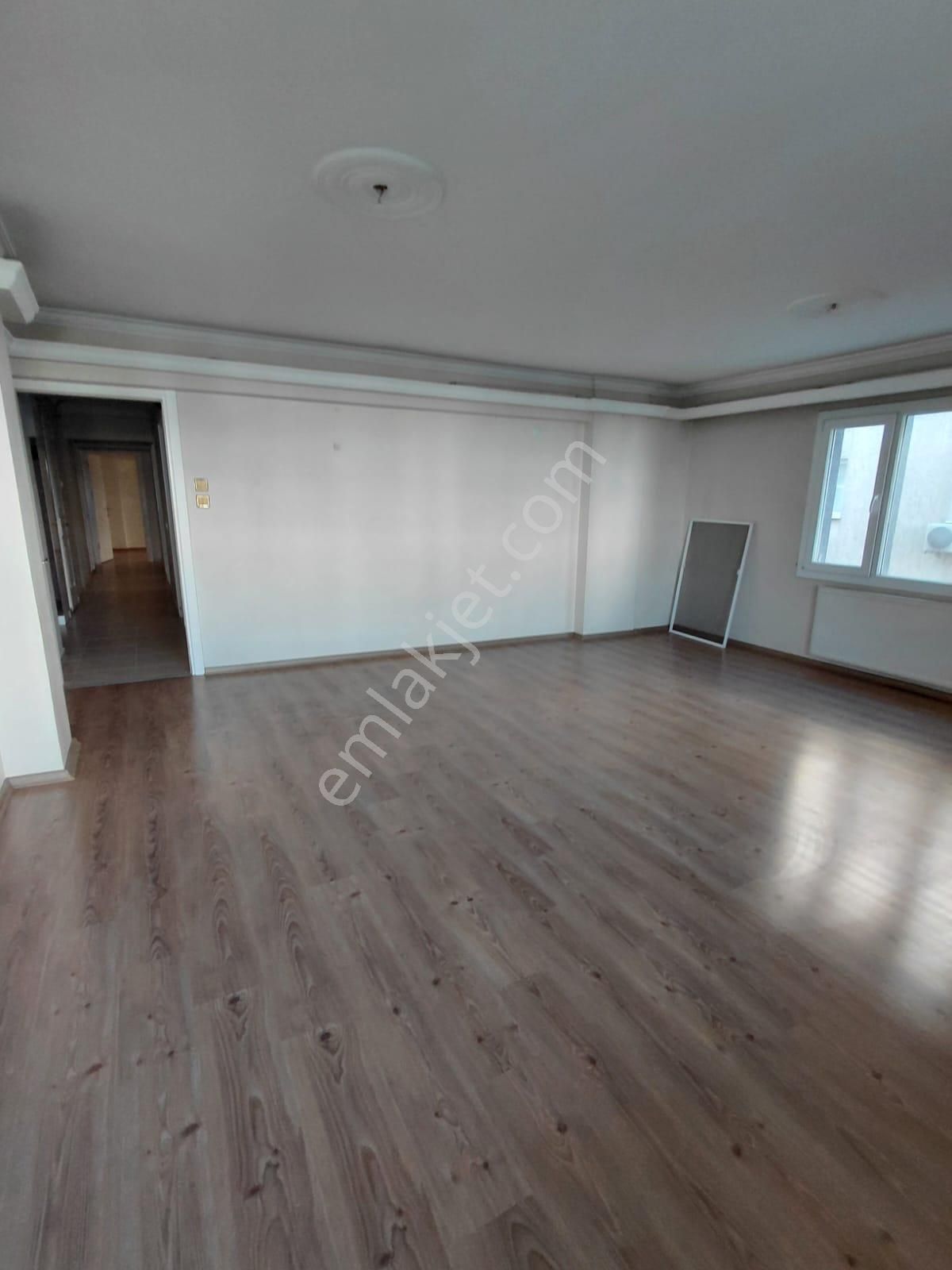 Zaimağa Caddesi Park Manzarali 3+1 170 M2 Doğalgazlı - Görsel 12