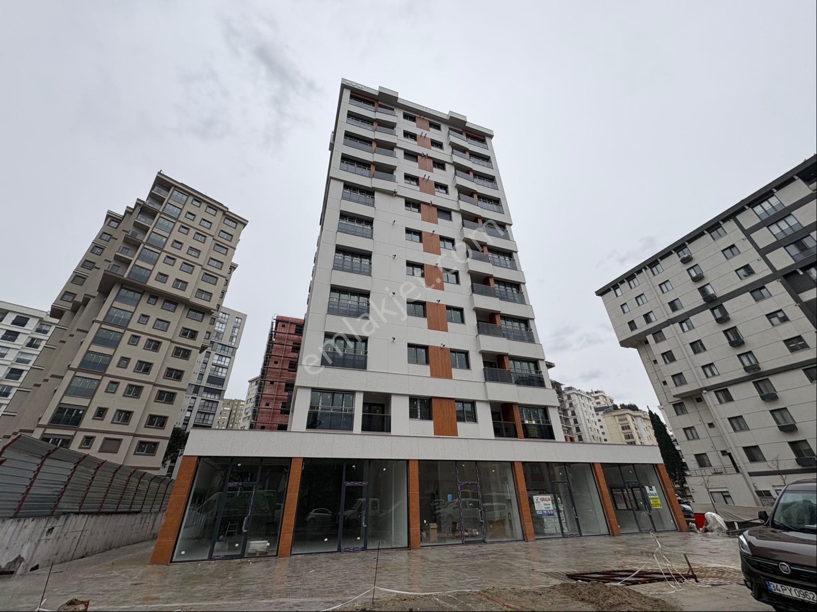 Oben Gayrimenkul'den Şemsettin Günaltay Cad. Üzeri 2+1 70 M² Net