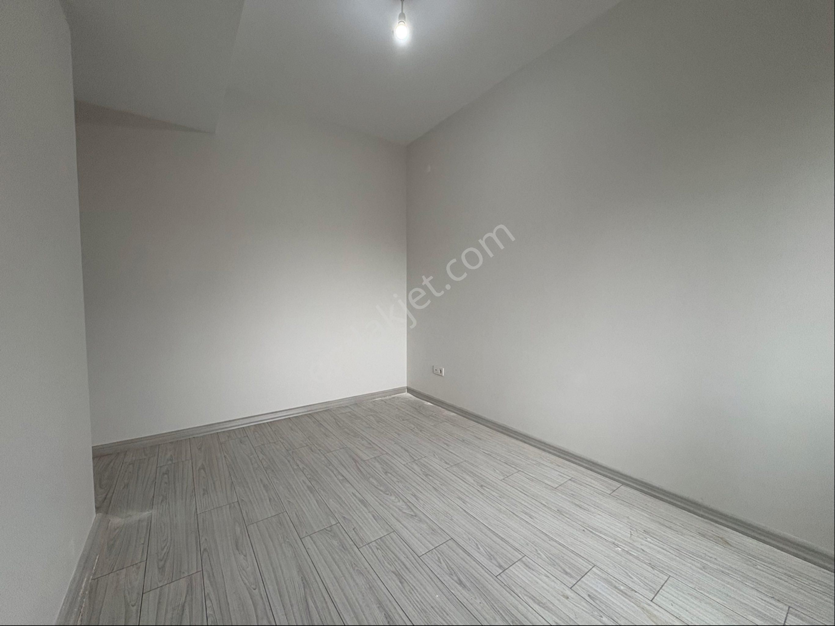 Oben Gayrimenkul'den Şemsettin Günaltay Cad. Üzeri 2+1 70 M² Net - Görsel 12