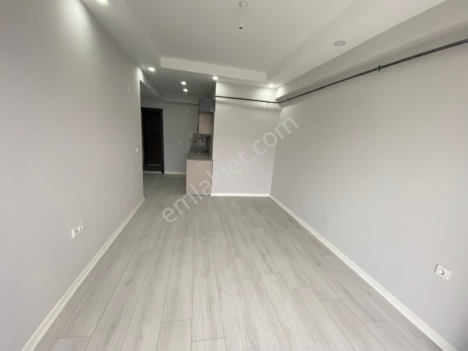 Ak Auto Gayrimenkul'den Atatürk Mahallesinde Geniş Satılık 1+1 Daire - Görsel 24