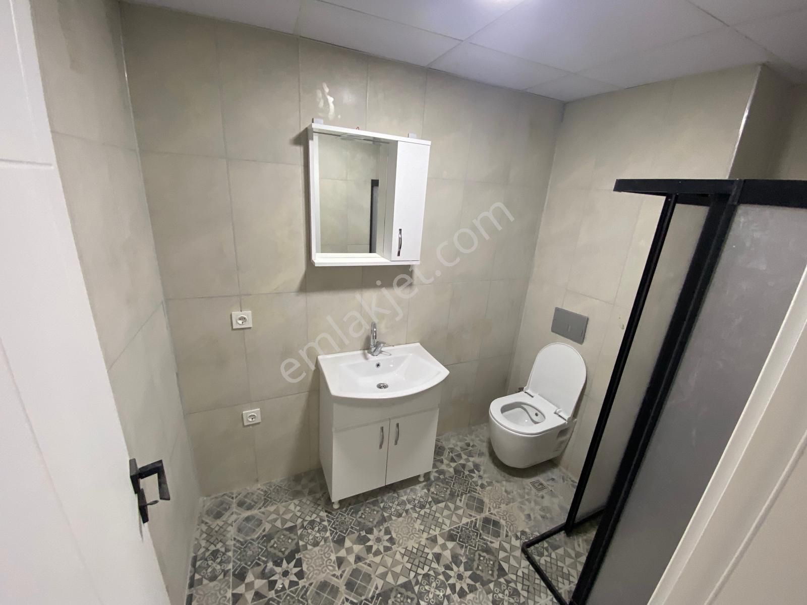 Ak Auto Gayrimenkul'den Atatürk Mahallesinde Geniş Satılık 1+1 Daire - Görsel 18