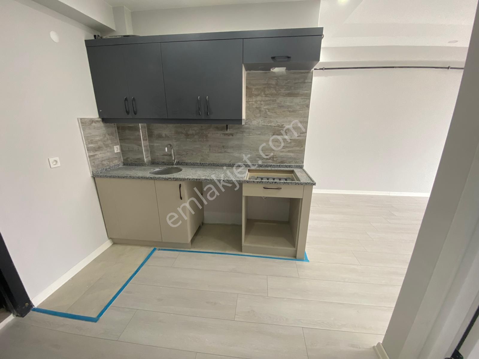 Ak Auto Gayrimenkul'den Atatürk Mahallesinde Geniş Satılık 1+1 Daire - Görsel 9