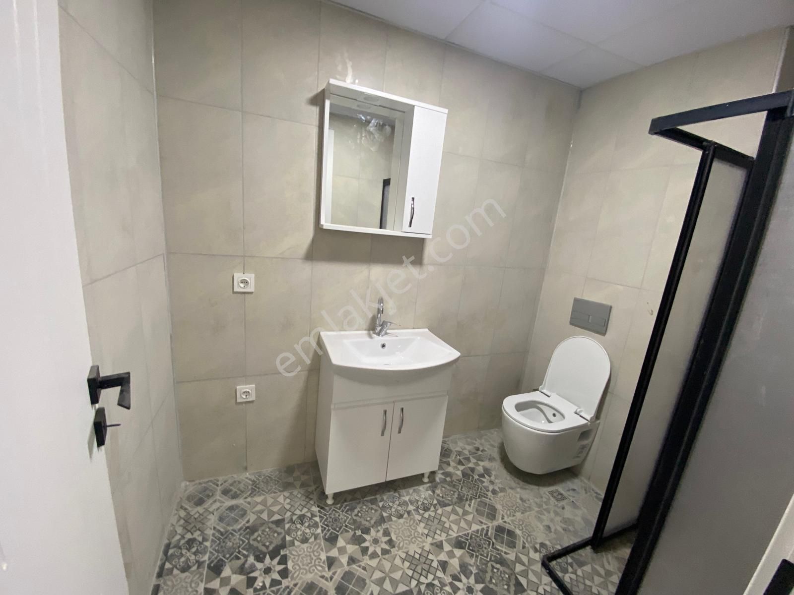 Ak Auto Gayrimenkul'den Atatürk Mahallesinde Geniş Satılık 1+1 Daire - Görsel 15